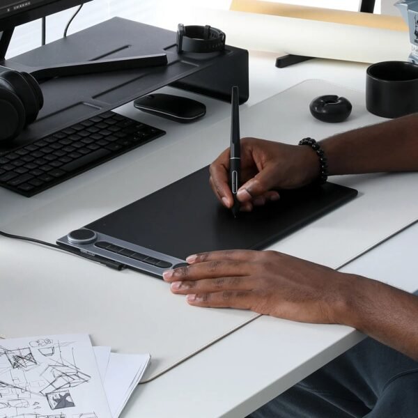 HUION GRAPHIC TABLET Q630M I手繪板